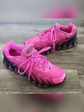 **NEW** Nike Airmax Air Max Dn8 Size 9 Laser Fuchsia Bright Pink Black HF5509-60